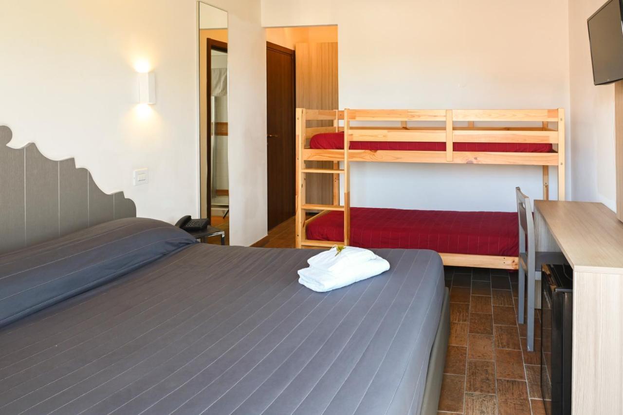 Moretti Village - Sophie Rooms Country House Civitanova Marche Dış mekan fotoğraf